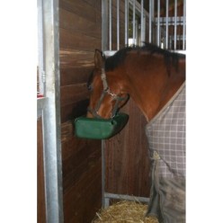 Bac d'alimentation OK Plast 11L Vert avec crochet - Pour Cheval